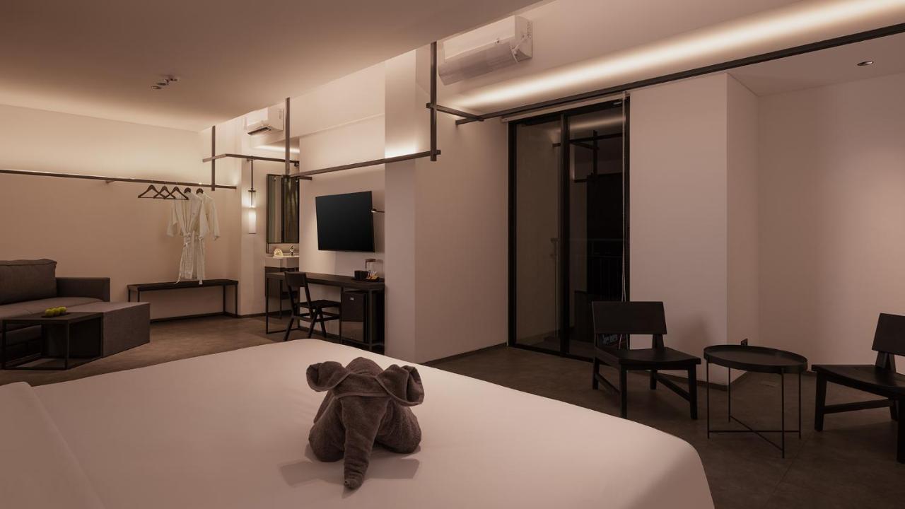 Rez Hotel Semarang Zewnętrze zdjęcie