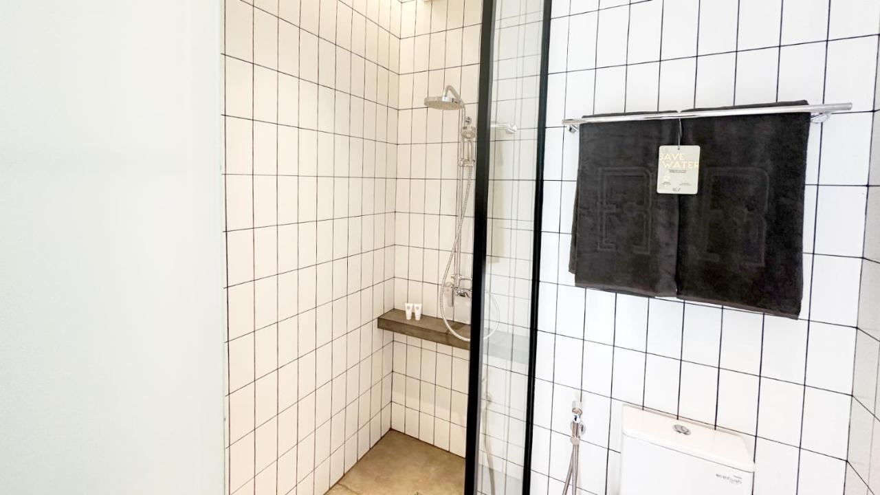 Rez Hotel Semarang Zewnętrze zdjęcie