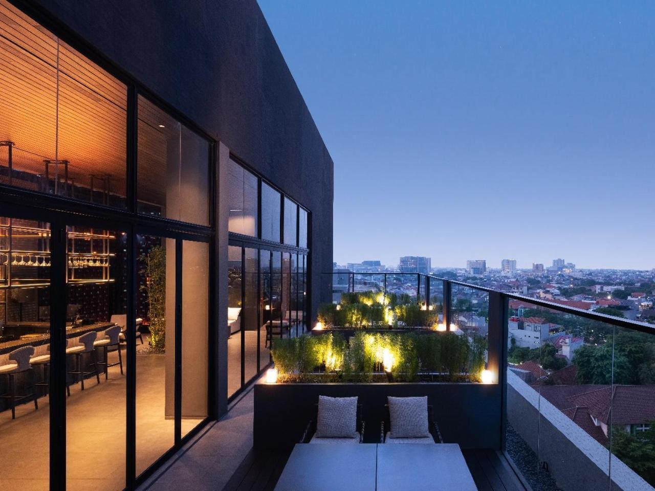 Rez Hotel Semarang Zewnętrze zdjęcie