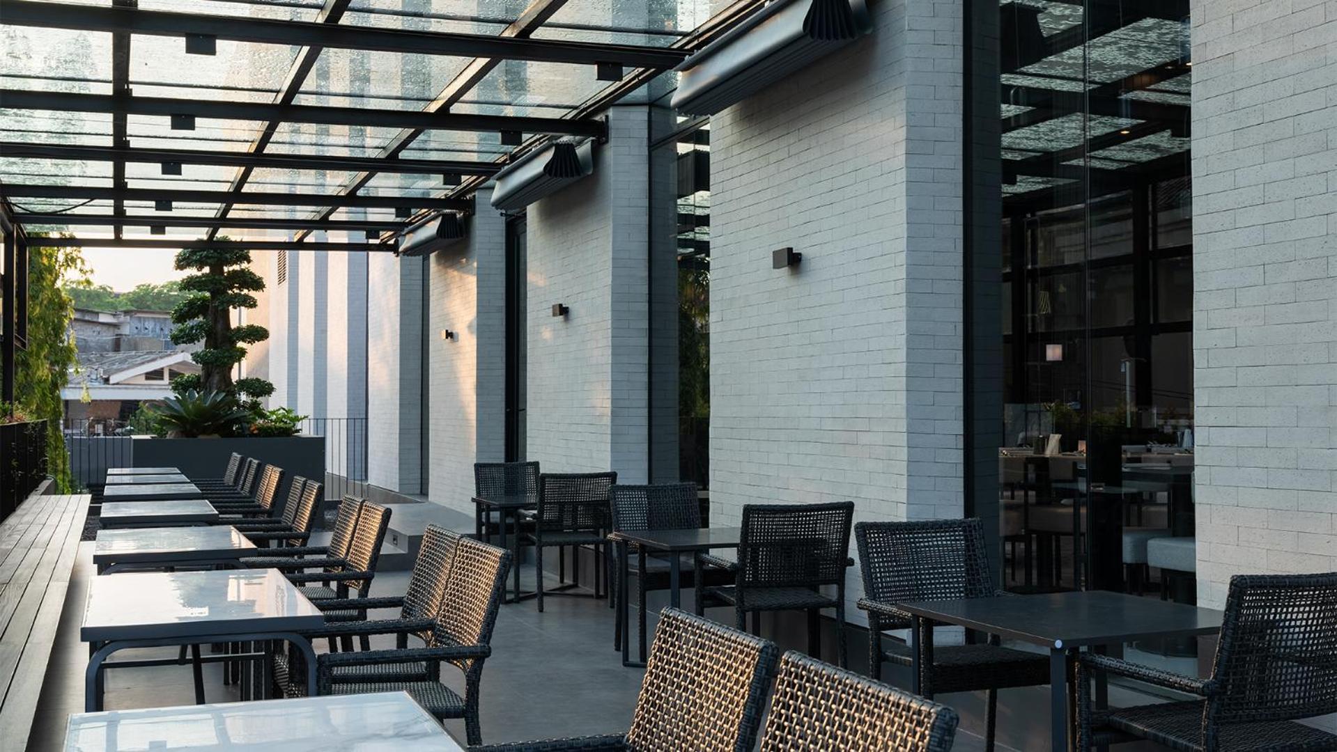 Rez Hotel Semarang Zewnętrze zdjęcie